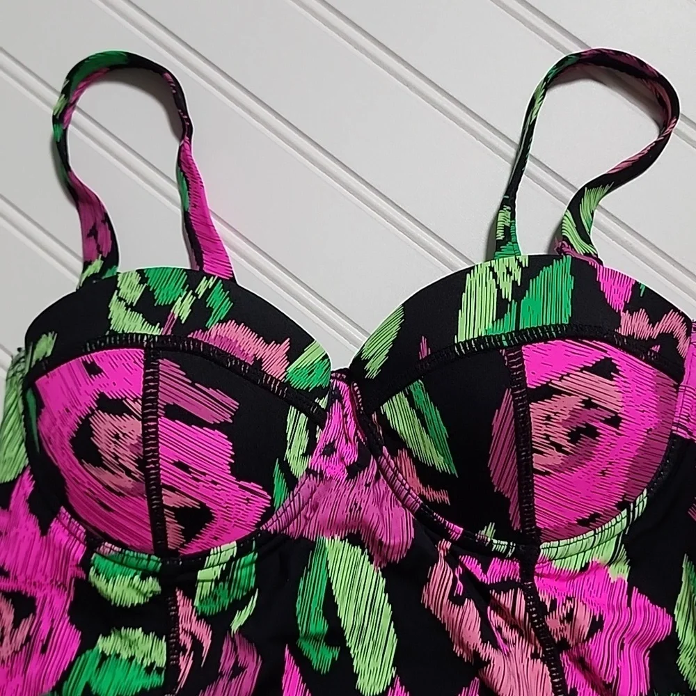 Betsey Johnson Swimsuit Balconette Style Roses Black Pink 1-Pc Size Medium NWT